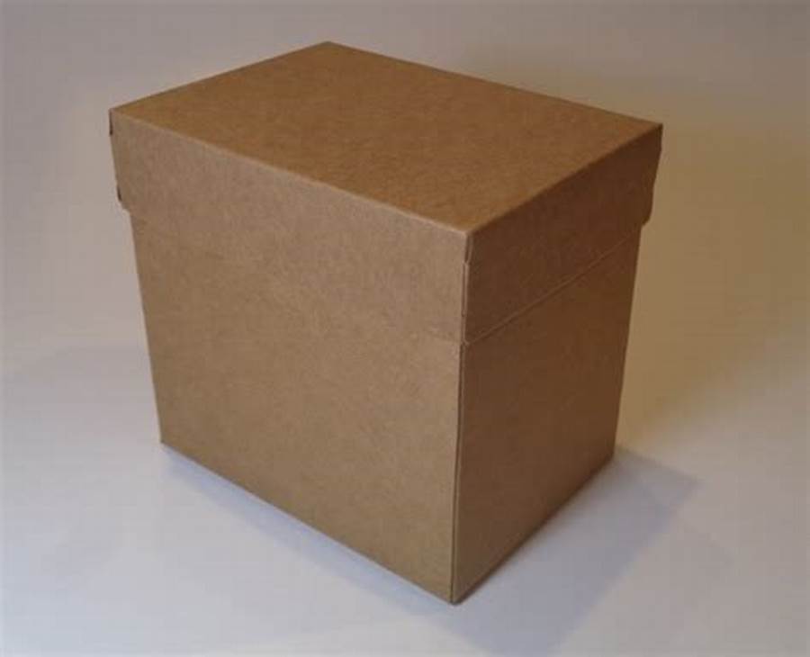 [DIST03958] CAJA DE REGALO KRAFT MEDIANA 20X20X20CM